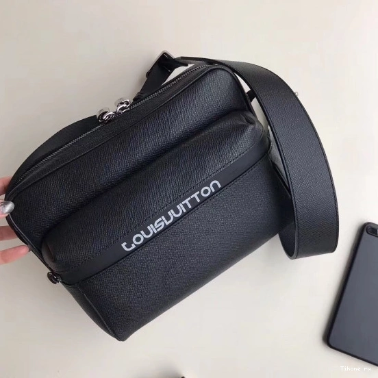 Cheap Louis Vuitton Messenger 0804